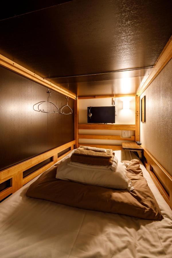 Owl Shinbashi Capsulehotel